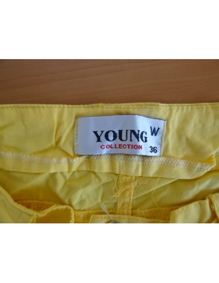 Pantaloni scurti YOUNG collection