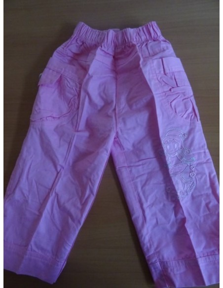 Pantaloni roz cu buzunare