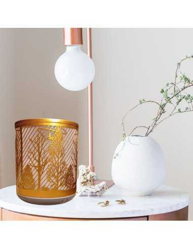 Aromadifuzor elegant, cu design aurit și motive naturale