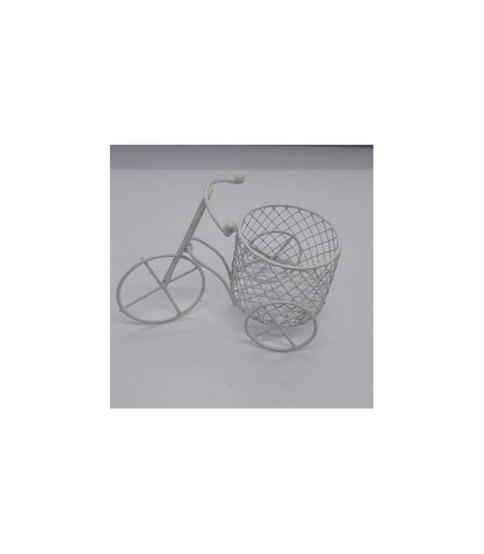 Ornament tricicleta din sarma alba