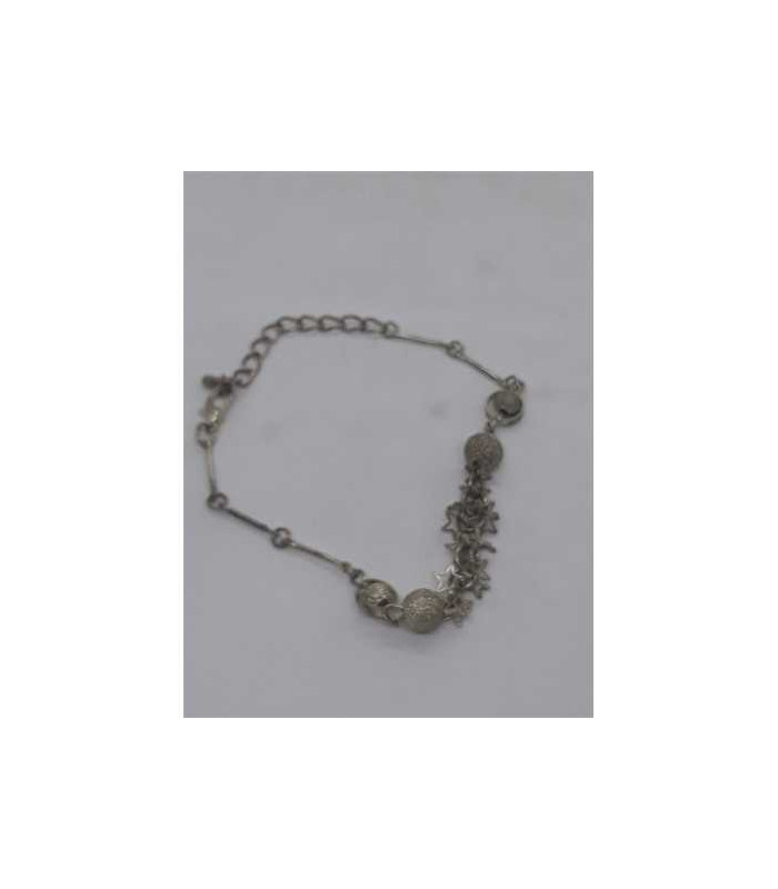 Bratara argintie cu bilute si stelute