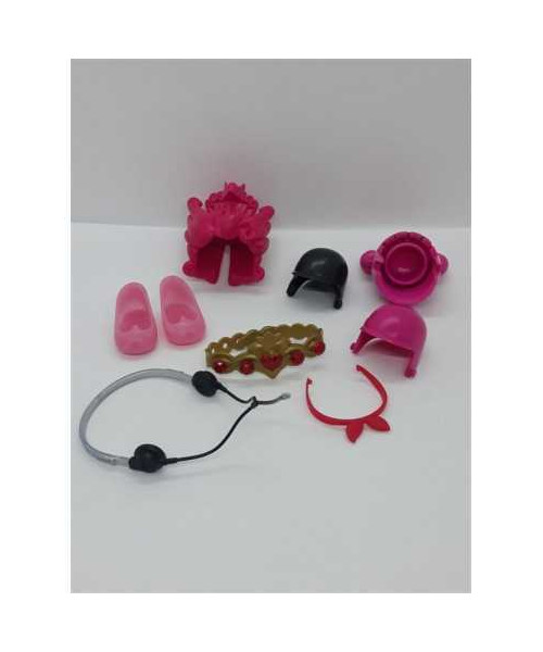 Set cu accesorii pentru papusi