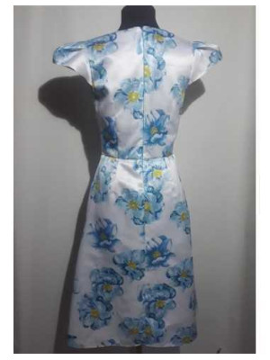 Rochita dama vaporoasa cu flori albastre 2