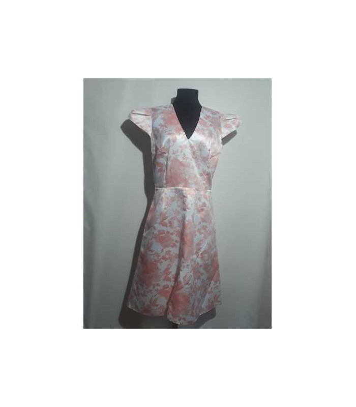 Rochita dama vaporoasa cu flori roz