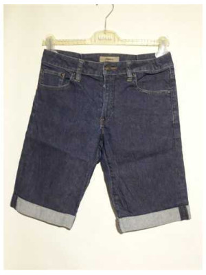 Pantaloni Blugi dama scurti marimea 28