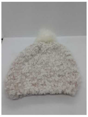 Caciula pentru fete cu paiete roz 2