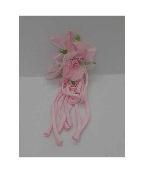 Brosa din material textil floare cu franjuri
