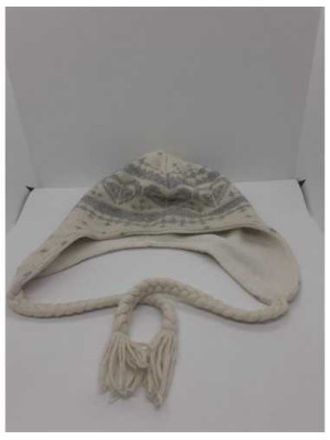 Caciula pentru fete cu model