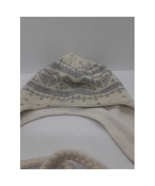 Caciula pentru fete cu model