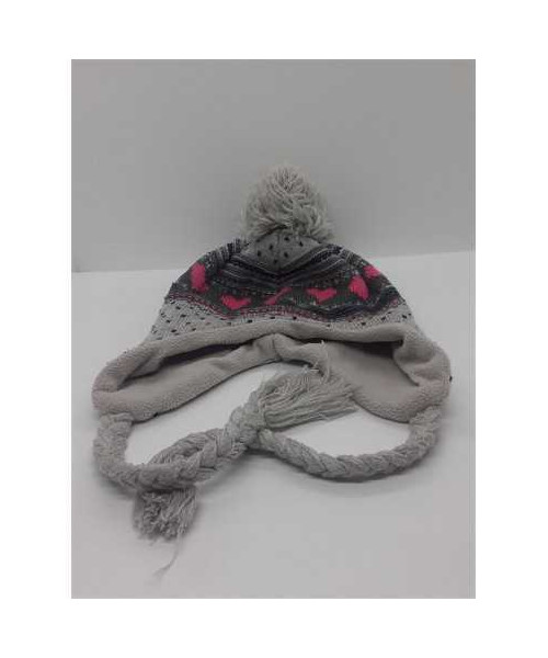 Caciula cu ciucure pentru fetite