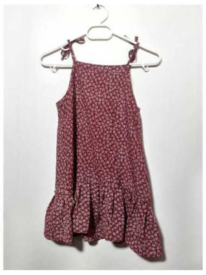 Rochita vaporoasa cu floricele pentru fetite