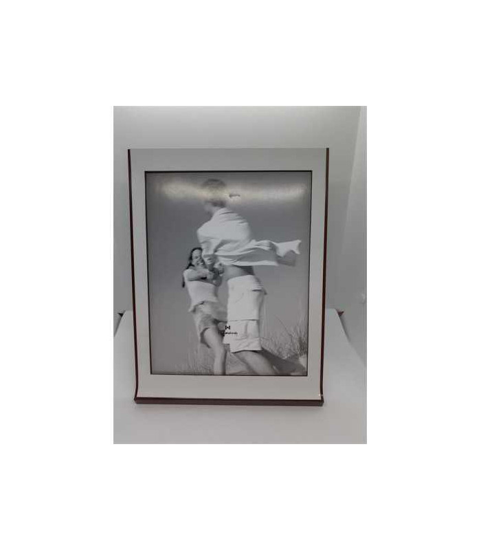 Rama foto din lemn cu chenar alb