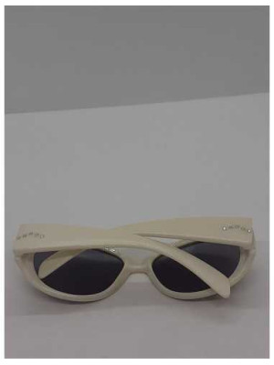 Ochelari de soare cu rame de plastic si model fluture 2