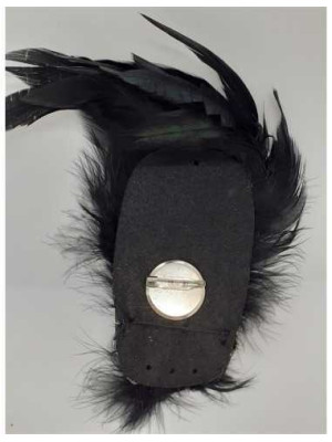 Brosa pentru carnaval model masca 2