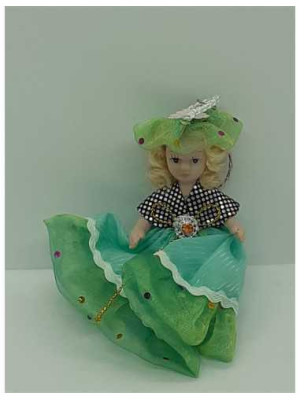 Breloc papusica din ceramica 8 cm