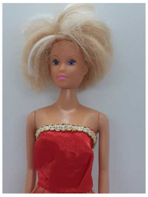 Papusa cu parul blond si rochita scurta lunga 28 cm Simba