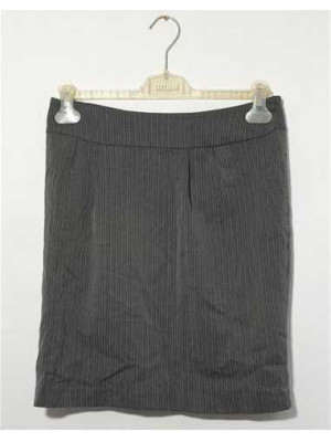 Fusta scurta dama gri cu dungi marimea S