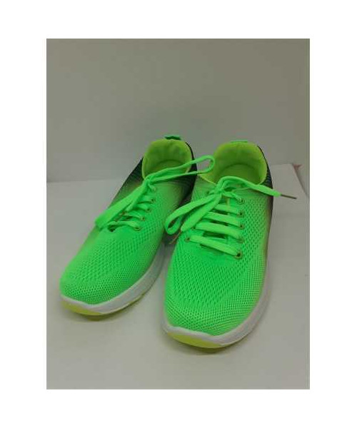 Adidasi model universal culoare verde marime 39