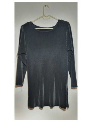 Bluza dama lucioasa cu maneca trei sferturi