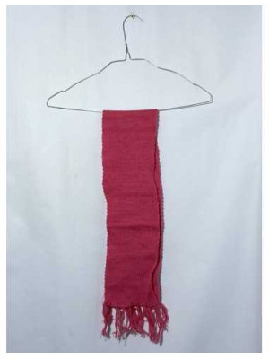 Fular fetite roz tricotat cu franjuri