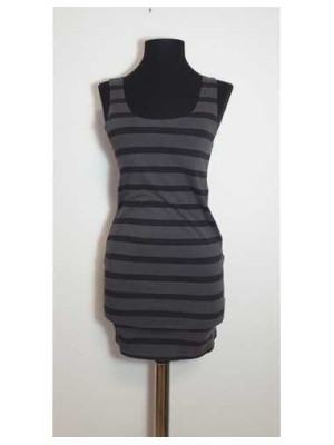 Rochie midi cu model in dungi pentru plaja
