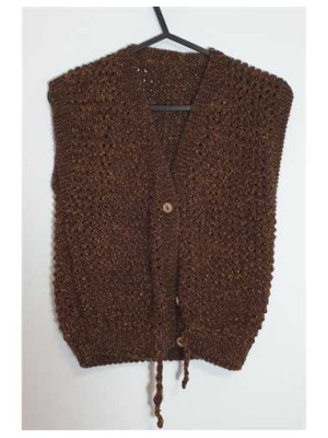 Vesta tricotata pentru fetite