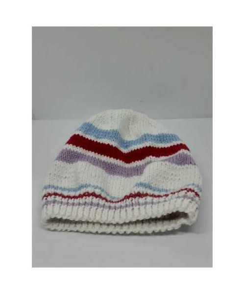 Caciula crosetata pentru fetite cu dungi multicolore