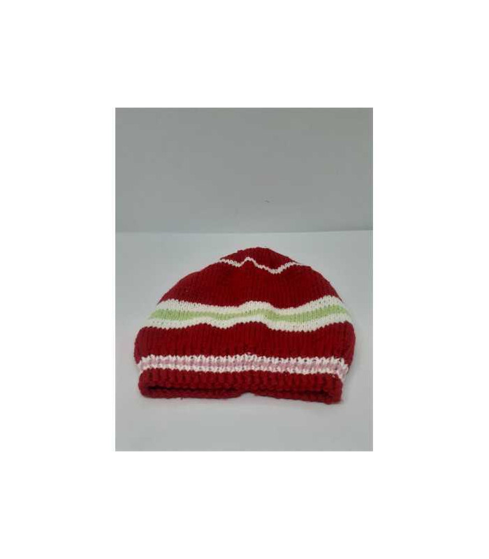 Caciula crosetata pentru fetite culoare rosu cu dungi multicolore