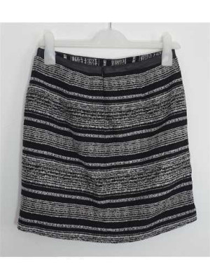 Fusta scurta cu dungi albe Koton 2