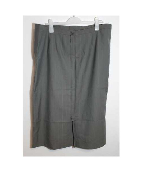 Fusta gri de dama cu crapatura la spate