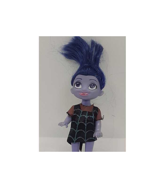 Papusa mica Vampirina 15 cm