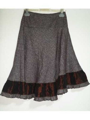 Fusta dama cu volan pentru primavara