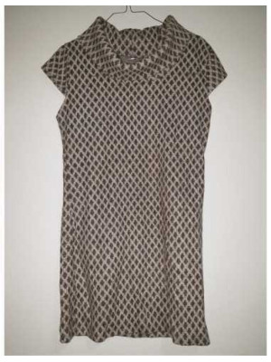 Rochie de dama fara maneci si cu guler intors