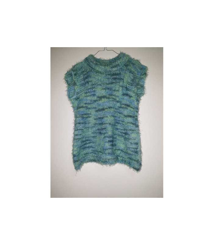 Pulover dama pufos cu maneca scurta si guler inalt