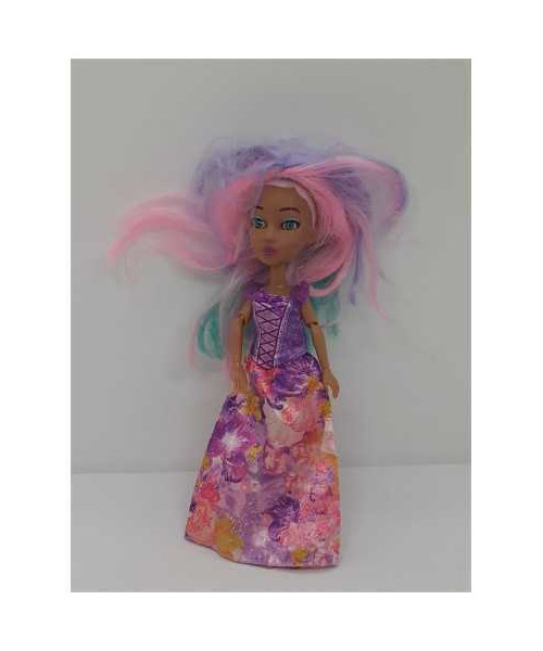 Papusa cu parul multicolor Yulu 2019