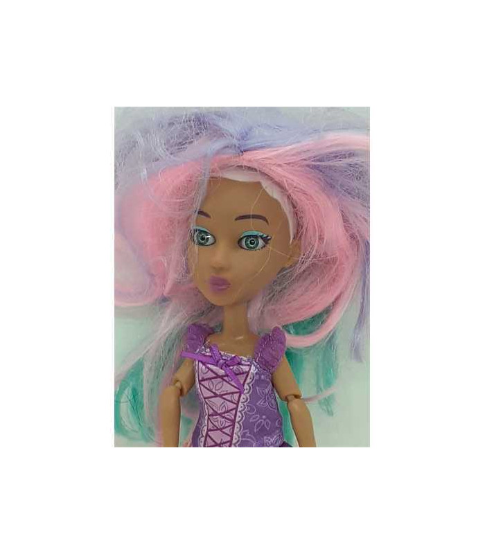 Papusa cu parul multicolor Yulu 2019