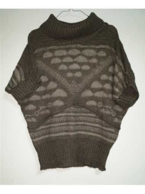 Pulover tricotat de dama cu guler inalt