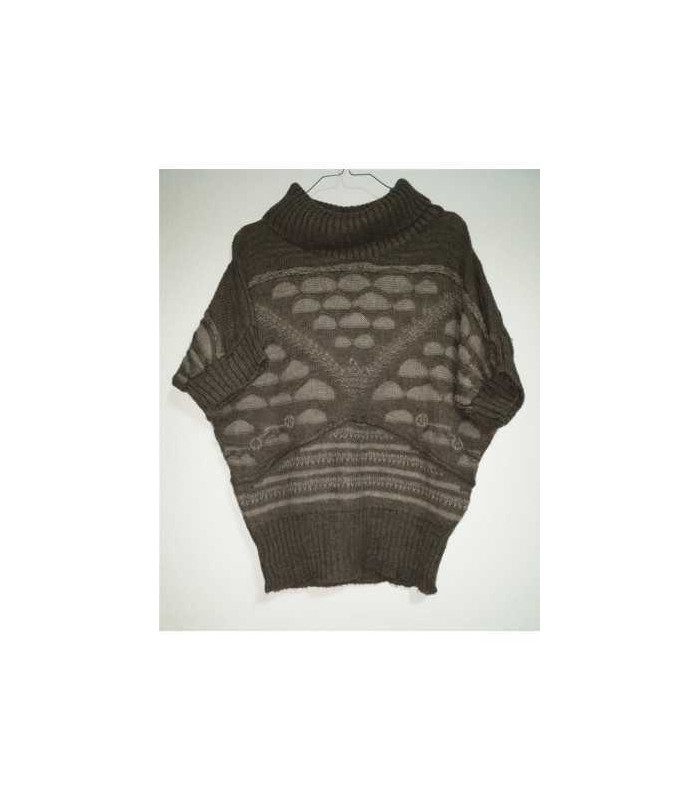Pulover tricotat de dama cu guler inalt