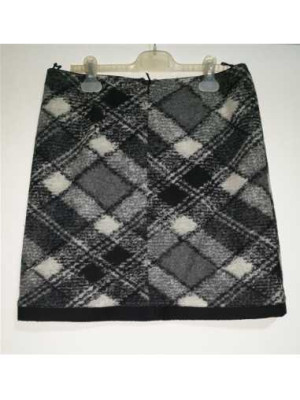 Fusta dama in carouri pentru toamna-iarna marimea 40 2