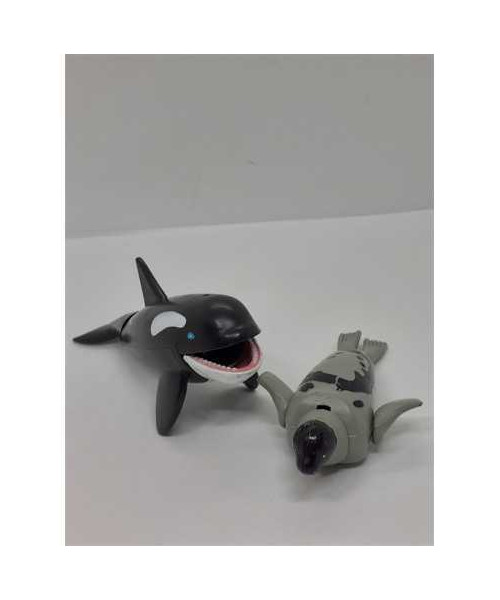 Set doua figurine din plastic Leu de mare si Balena K&M