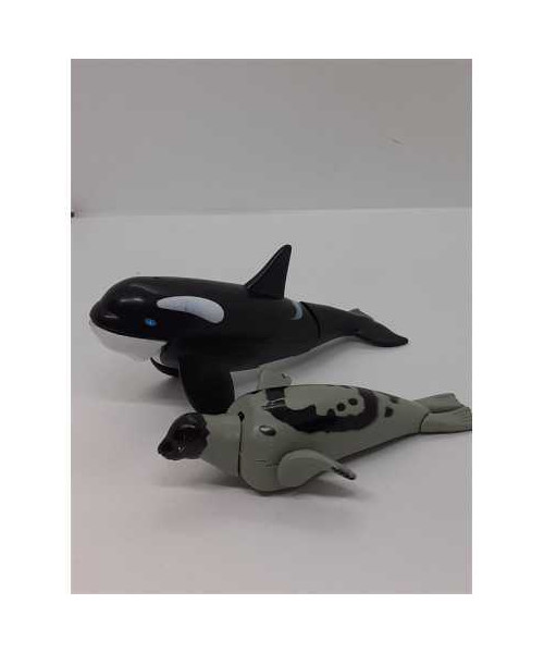 Set doua figurine din plastic Leu de mare si Balena K&M