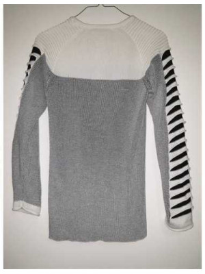 Pulover tricotat cu detaliu pe maneci LGS PREMIUM 2