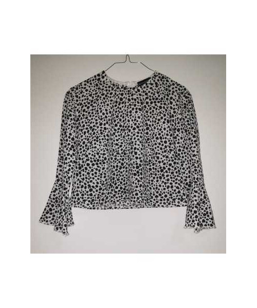 Bluzita dama cu buline negre si maneci evazate Pretty Little Thing