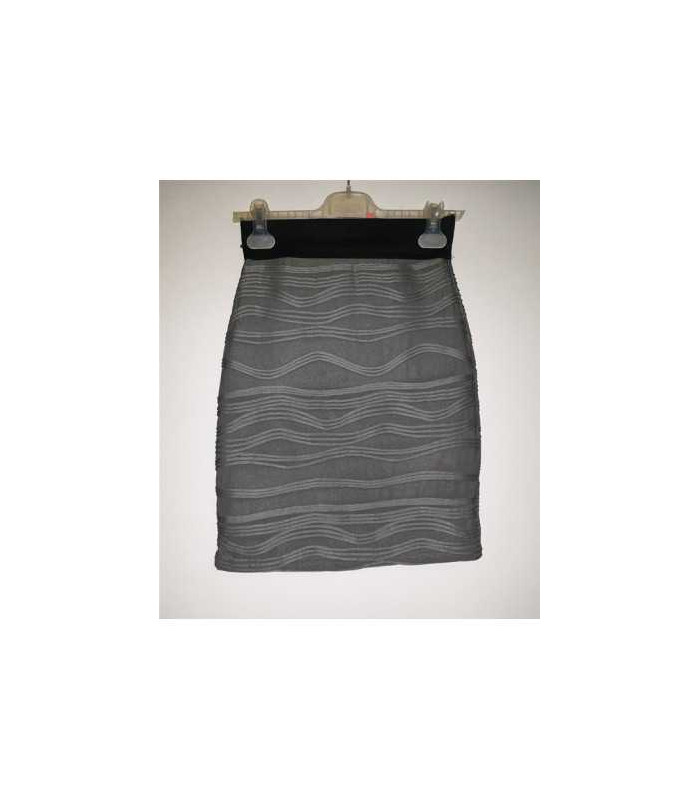 Fusta dama trei sferturi cu dungi ondulate ONLY