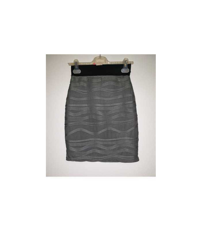 Fusta dama trei sferturi cu dungi ondulate ONLY