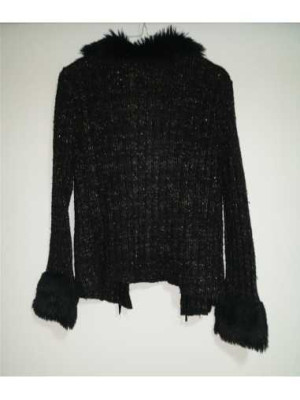 Pulover dama tricotat cu blanita la gat si la mansete 2