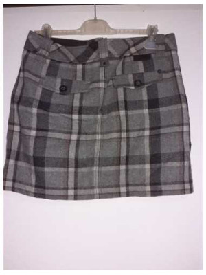 Fustita dama pentru toamna in carouri cu buzunare Esprit 2