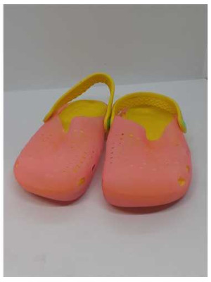 Saboti pentru plaja fetite