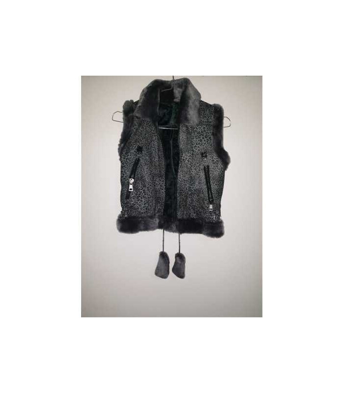 Vesta calduroasa pentru fetite