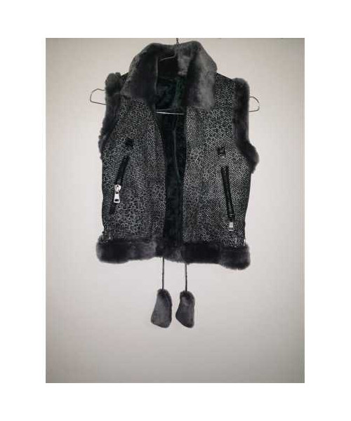 Vesta calduroasa pentru fetite